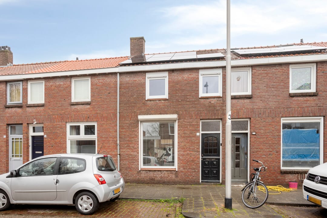Foto 1 van Oeverstraat 86