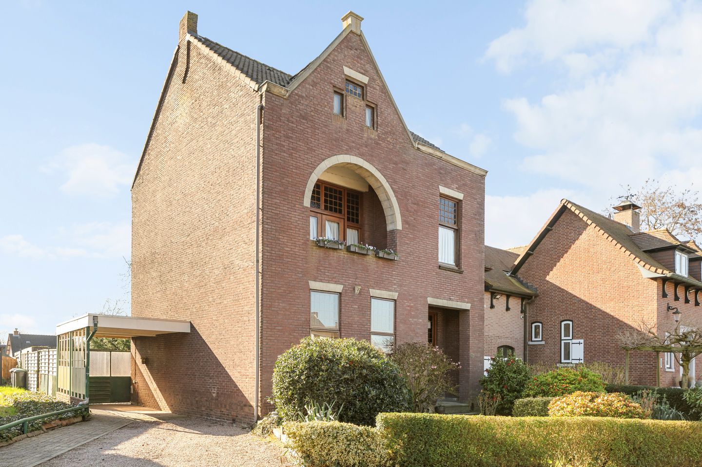 Statig en sfeervol karakteristiek woonhuis met veel leefruimte in Swalmen — 43