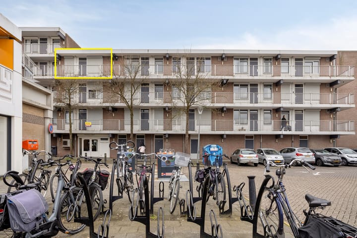 Photo 4 of Maaspoortweg 343