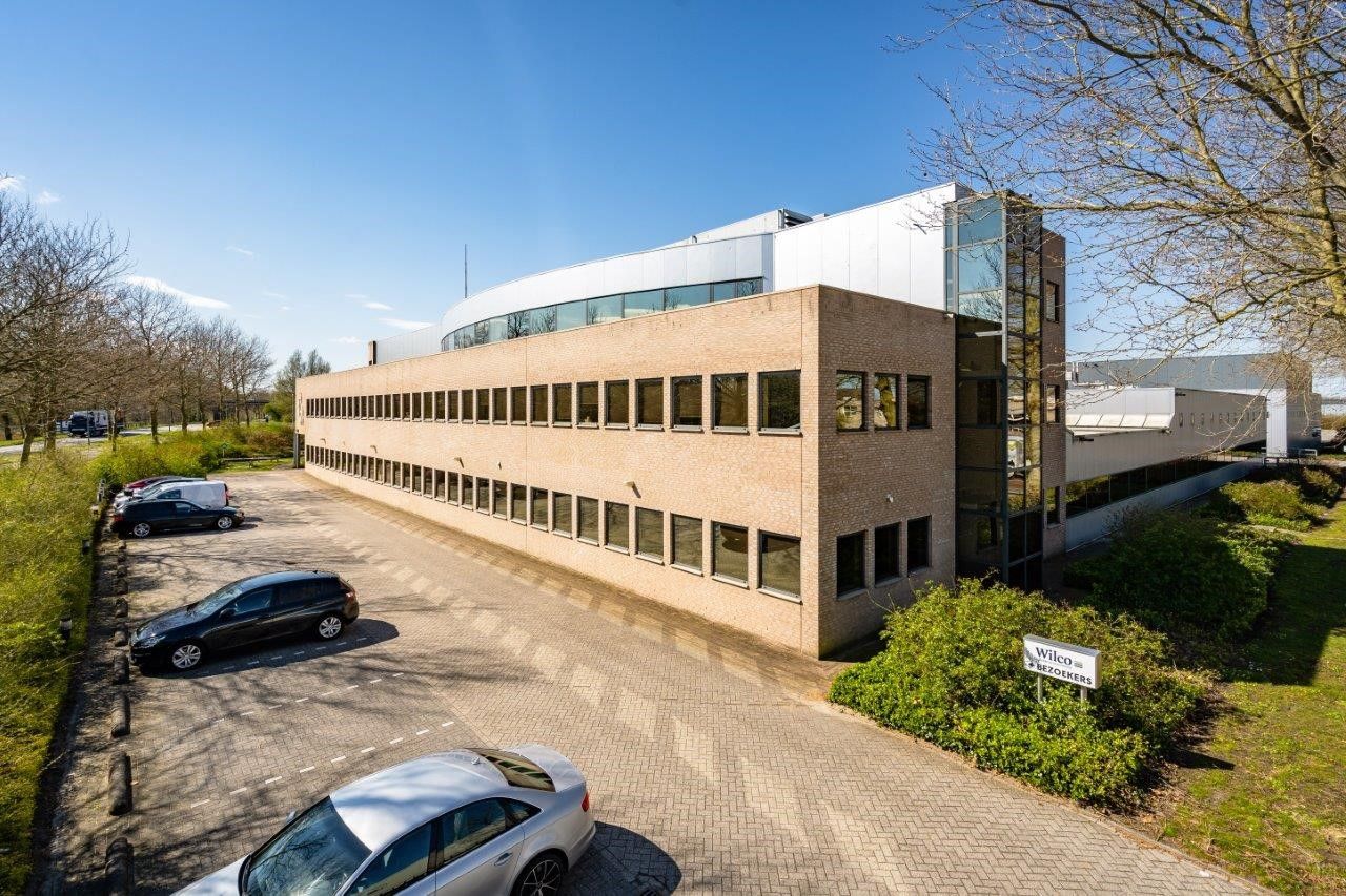 Bekijk foto 2 van Eekhorstweg 1