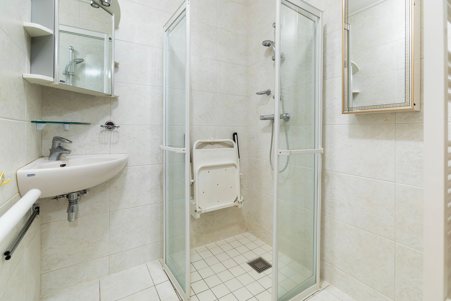 Foto 35 van Stationsstraat 236