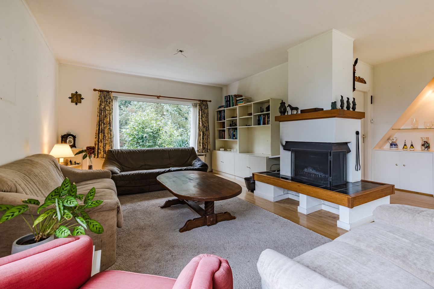 Foto 10 van Valkenstraat 12