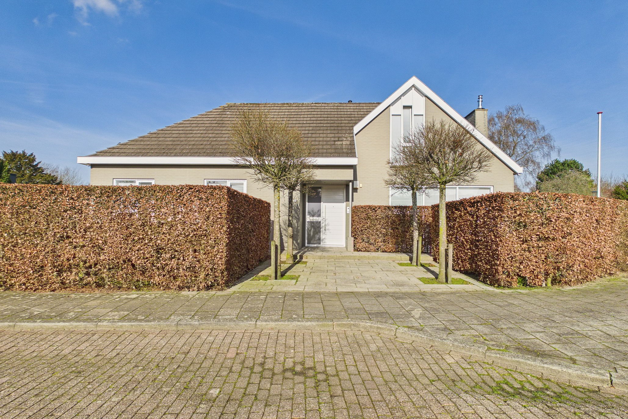 Buying a house in The Netherlands., Zuidsingel 1-A