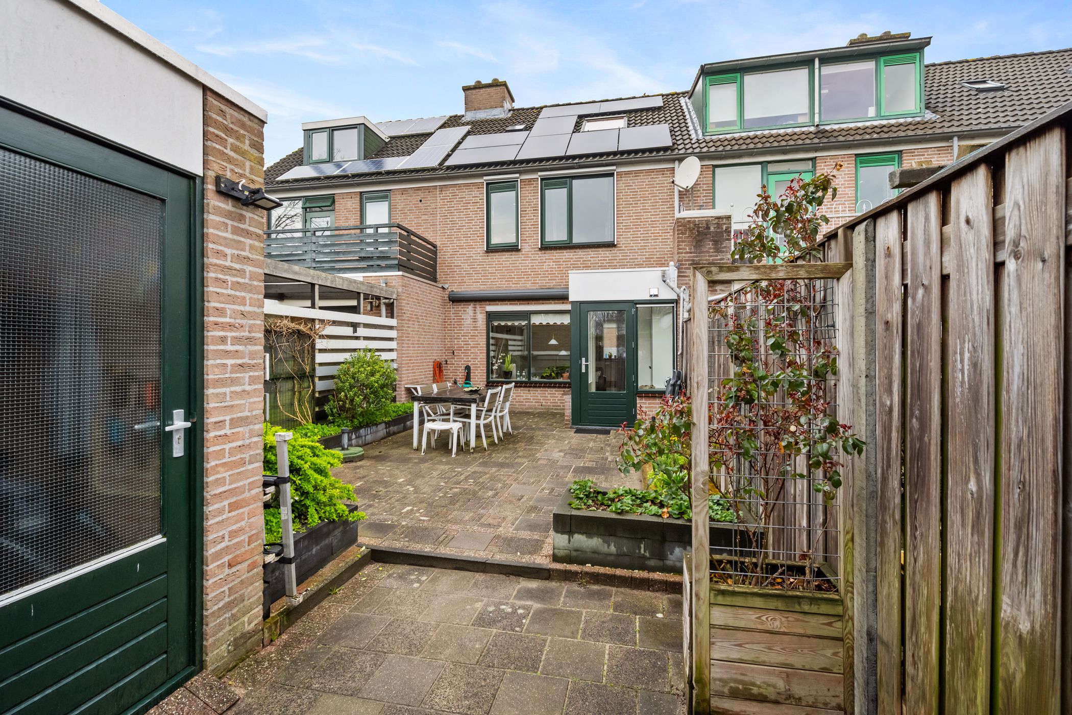 Foto 27 van Henriëtte Roland Holst-erf 49