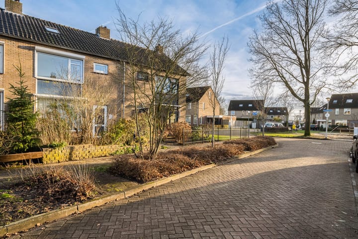 Foto 3 van Clematisweg 15