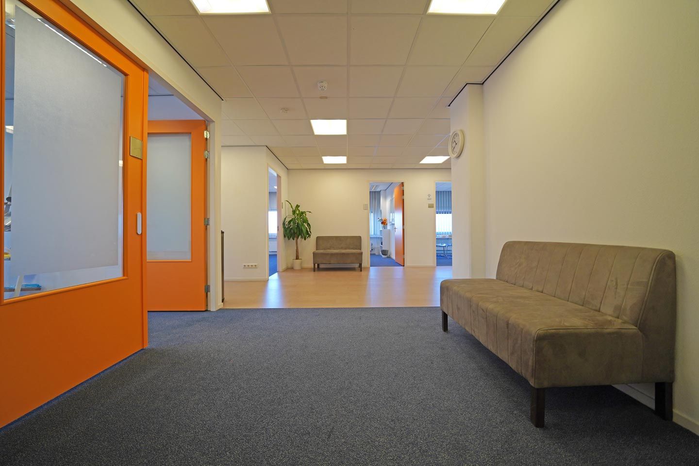 Bekijk foto 2 van Spoordreef 20-38