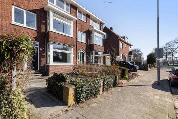 Photo 2 of Reeweg Oost 188