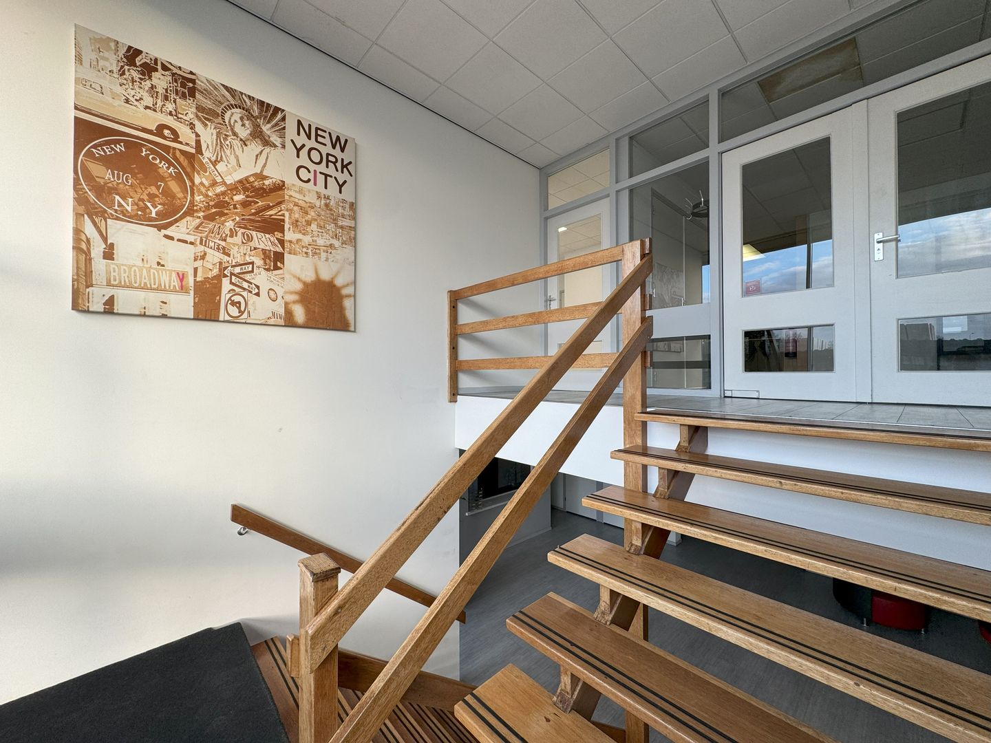 View photo 5 of Hulostraat 2