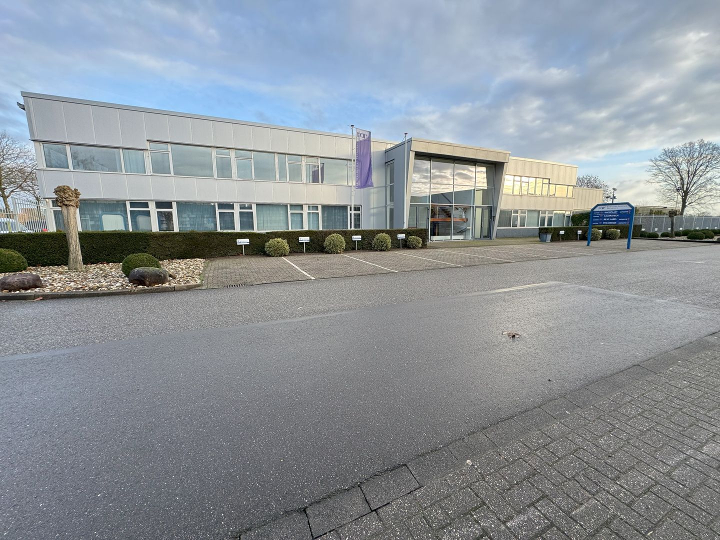 View photo 1 of Hulostraat 2