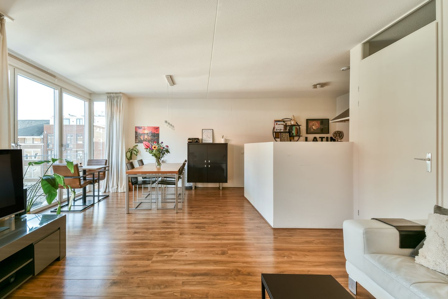 Photo 10 of Cornelis Dirkszstraat 11-D12