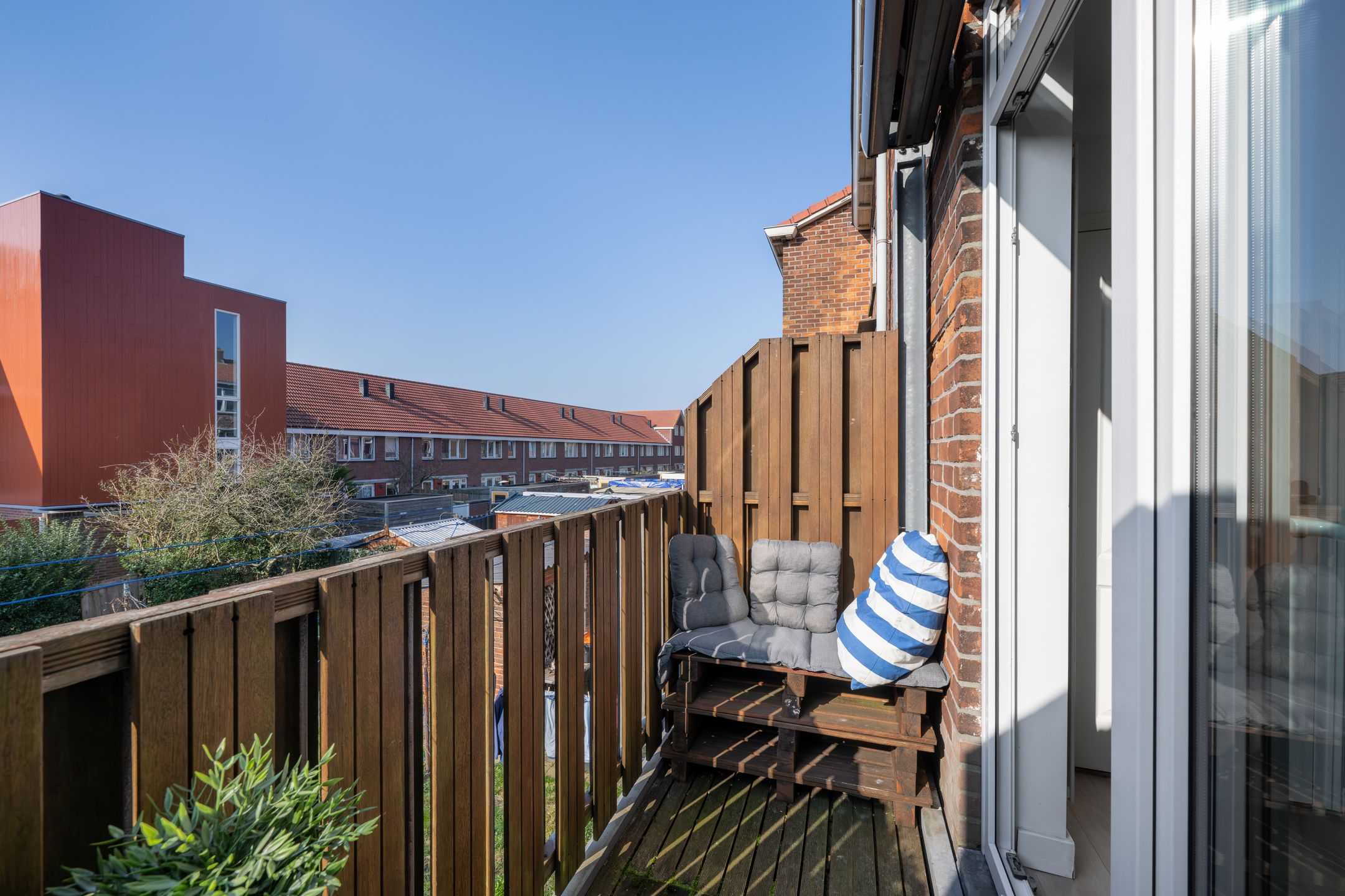 Foto 15 van Wijkeroogstraat 84