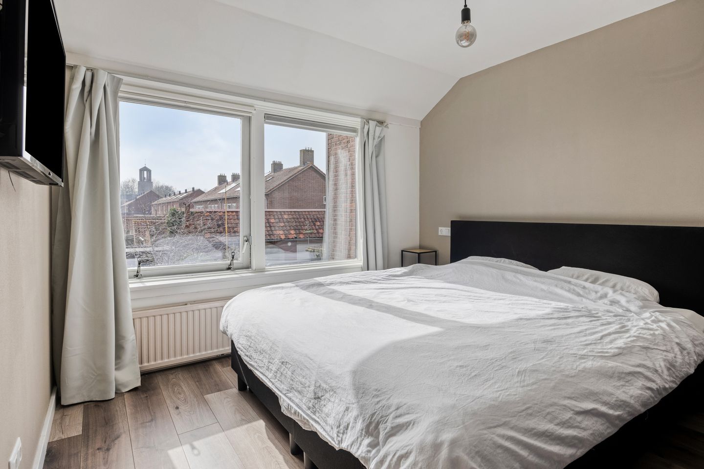 Foto 20 van Het Midden 19