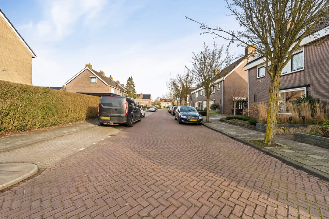 Foto 8 van Marie Curielaan 22