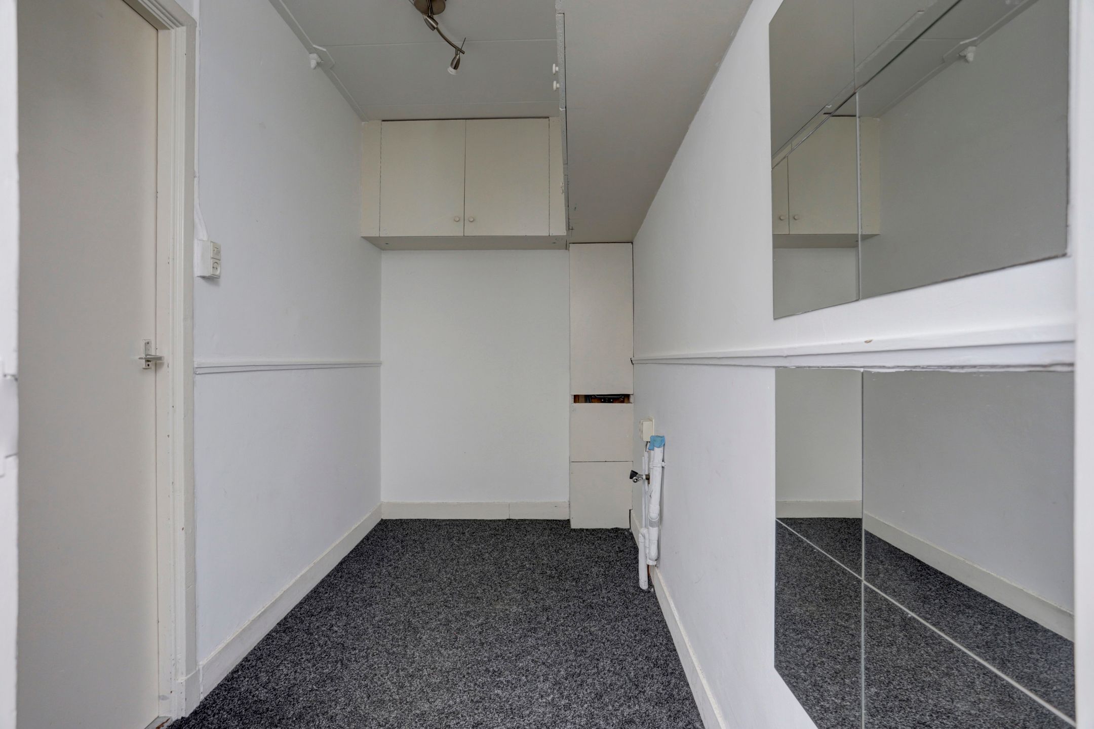 Photo 18 of Jacob Marisstraat 8-B