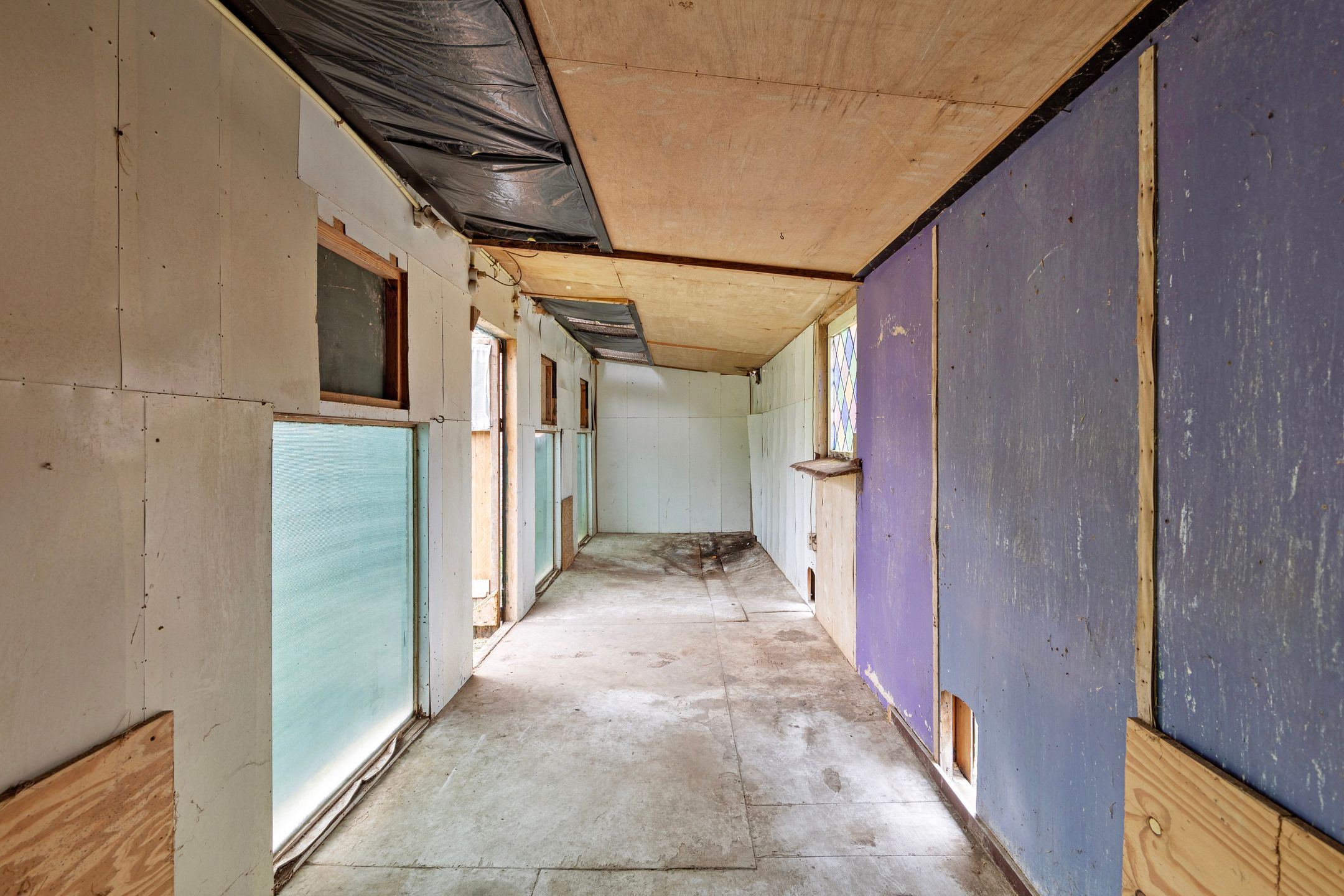 Detached home with potential on large plot near Mill — 36