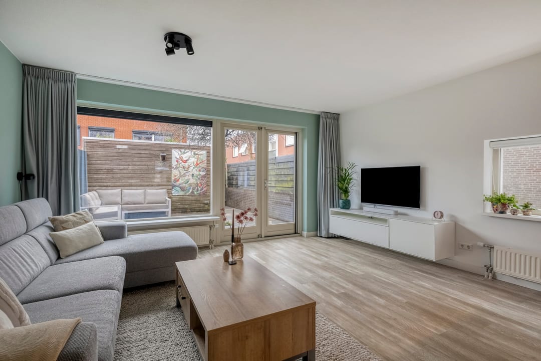 Photo 7 of Bergstraat 43