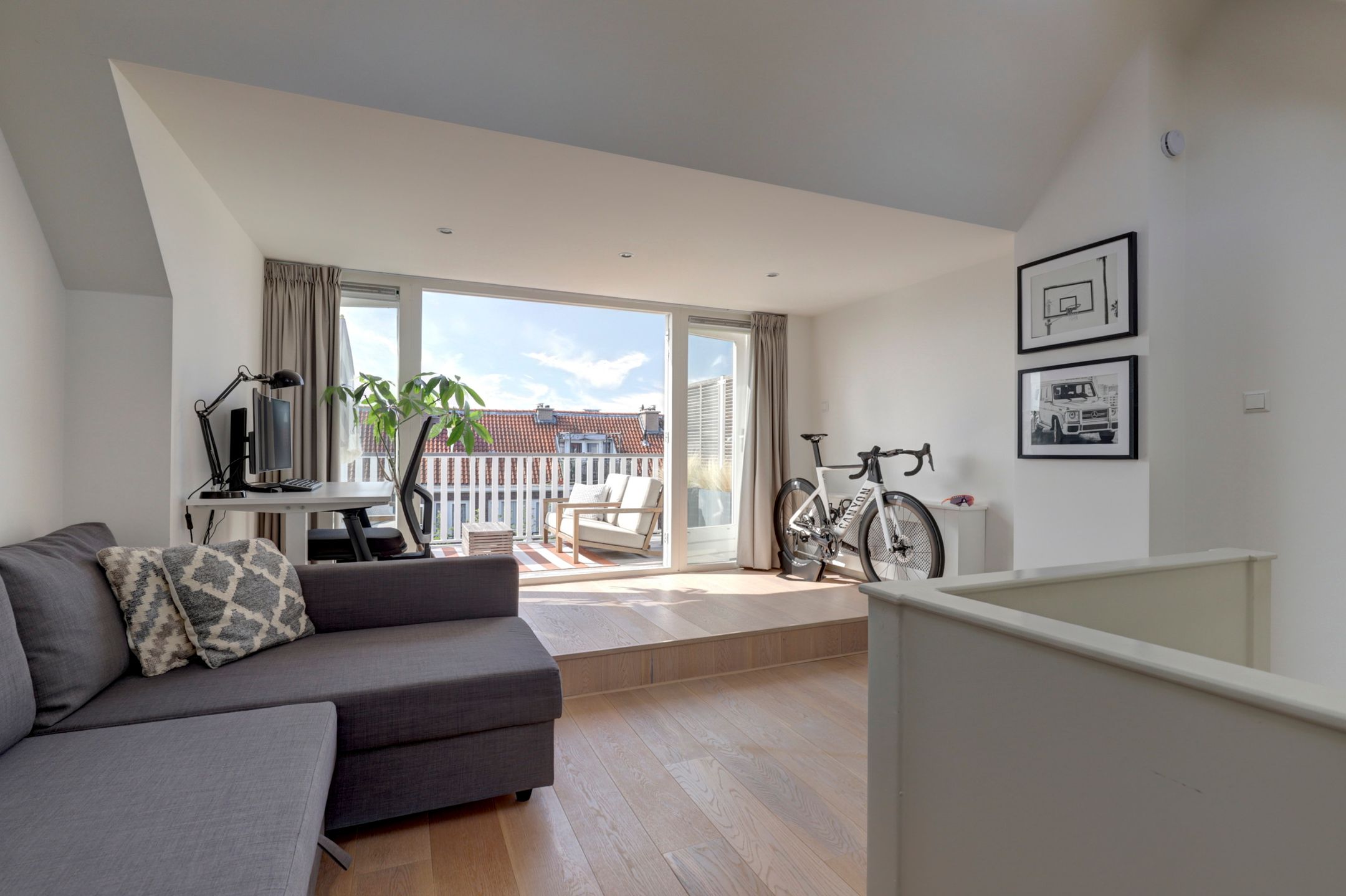 Photo 39 of Laan van Nieuw Oosteinde 426