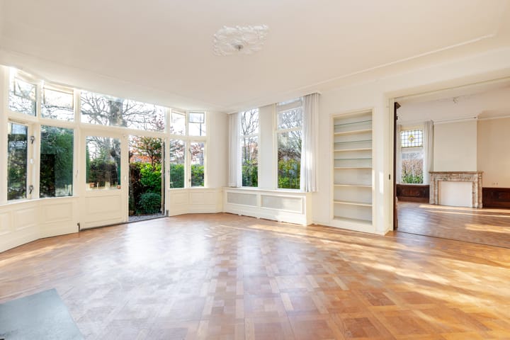 Photo 4 of Burgemeester Knappertlaan 30