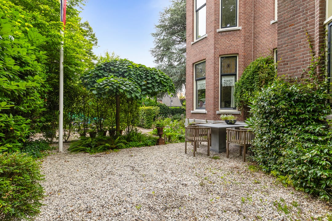 Photo 22 of Burgemeester Knappertlaan 30