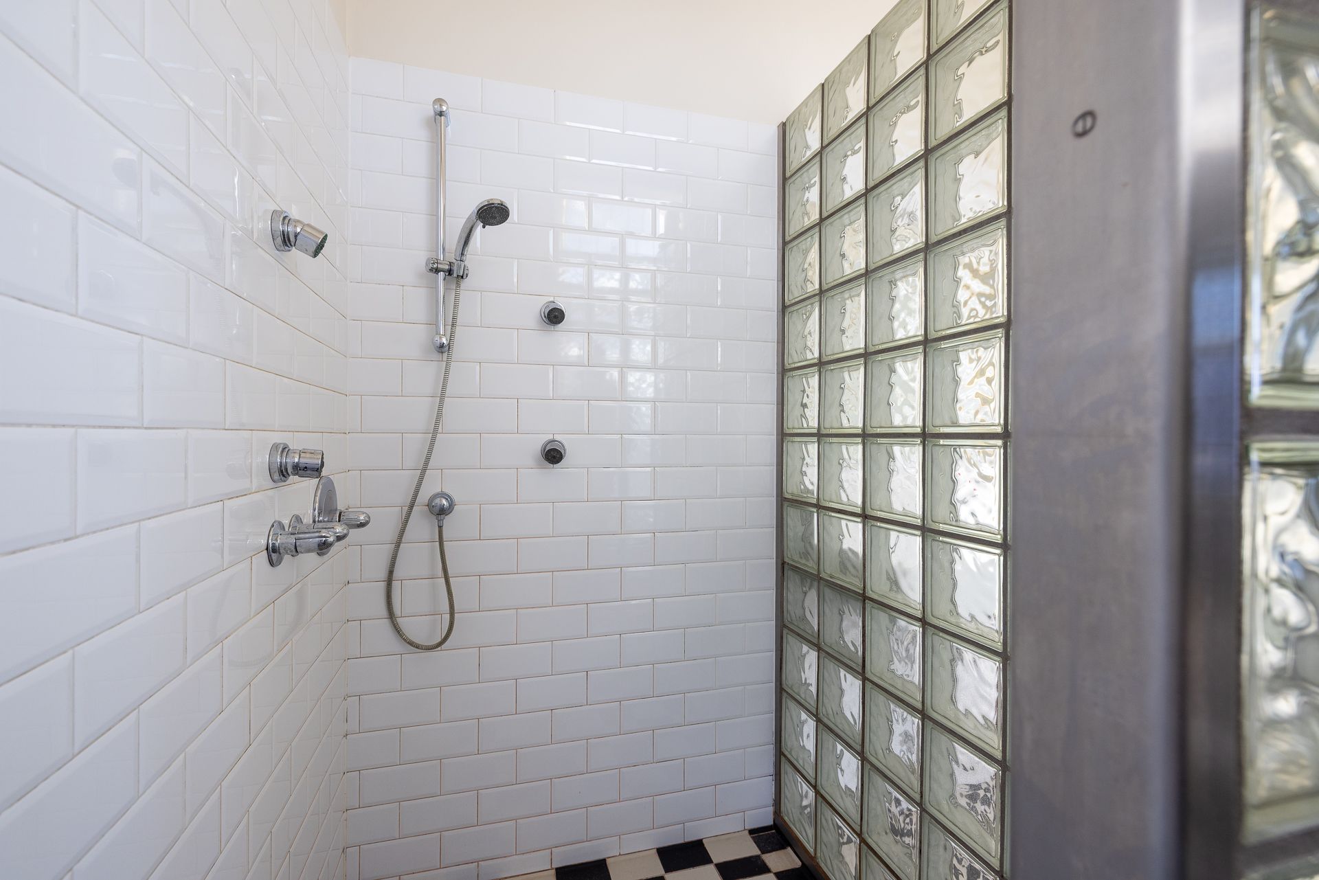 Photo 45 of Burgemeester Knappertlaan 30