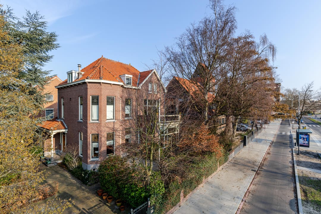 Photo 56 of Burgemeester Knappertlaan 30