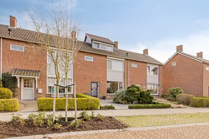 Photo 2 of Tolstraat 5