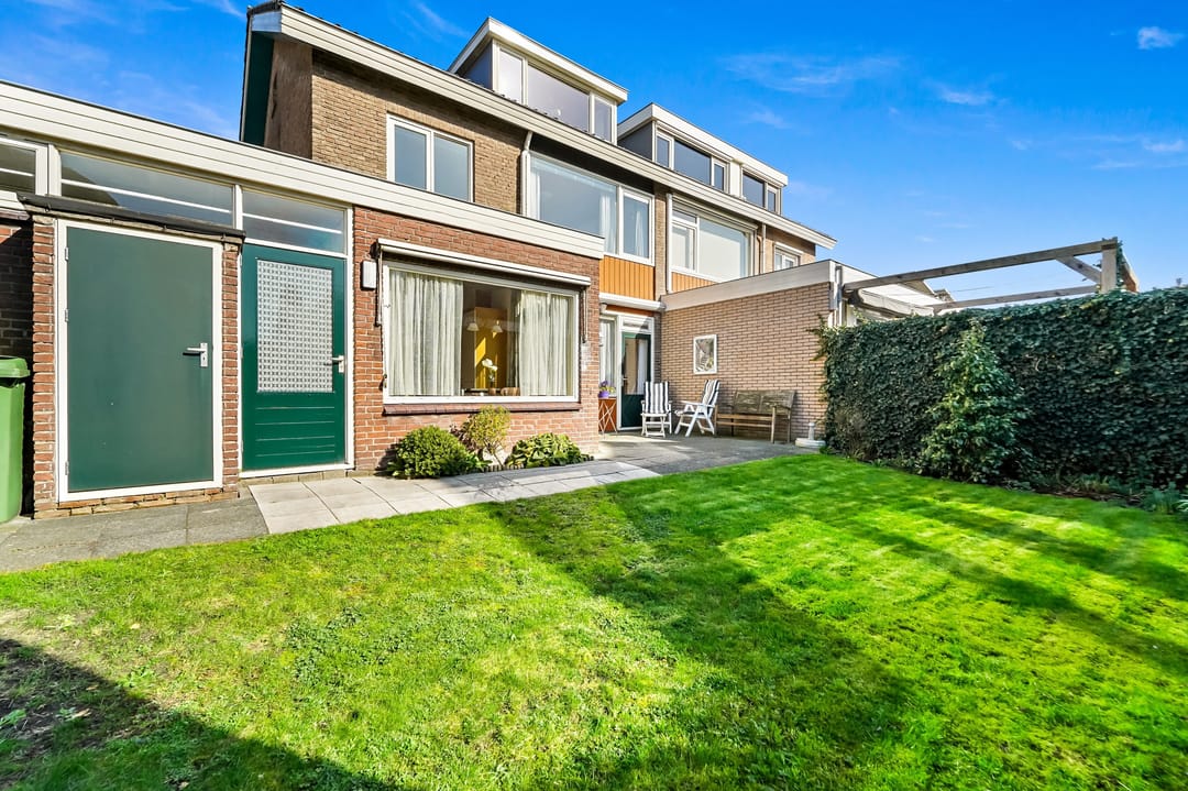 Foto 2 van Schoolplein 8