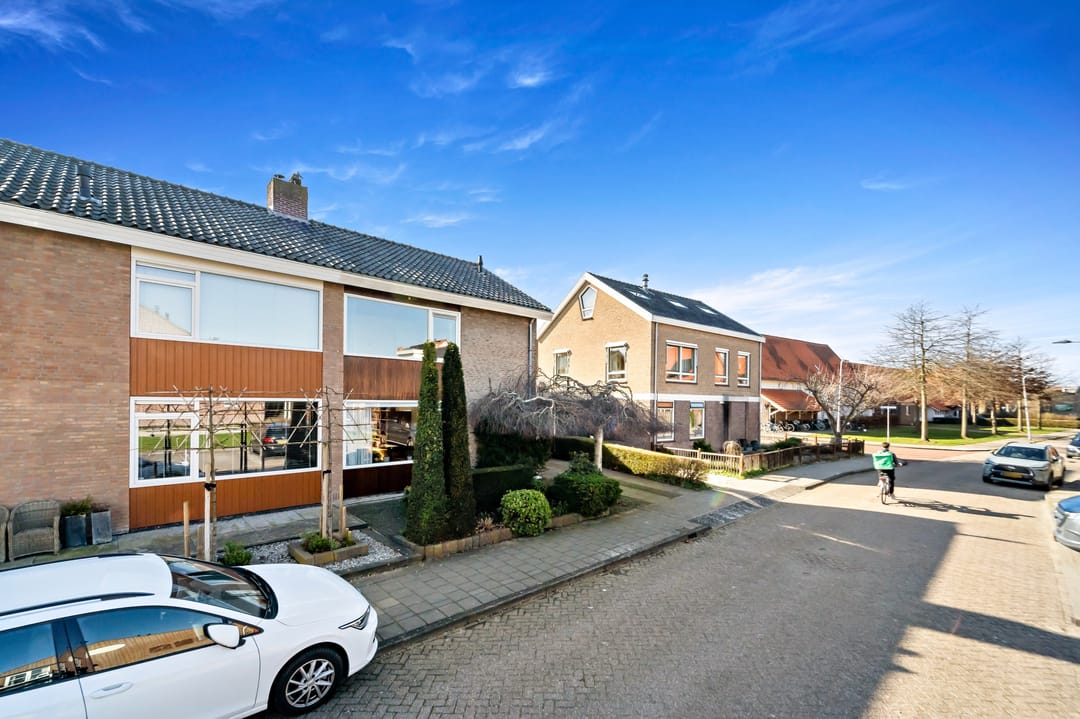 Foto 7 van Schoolplein 8