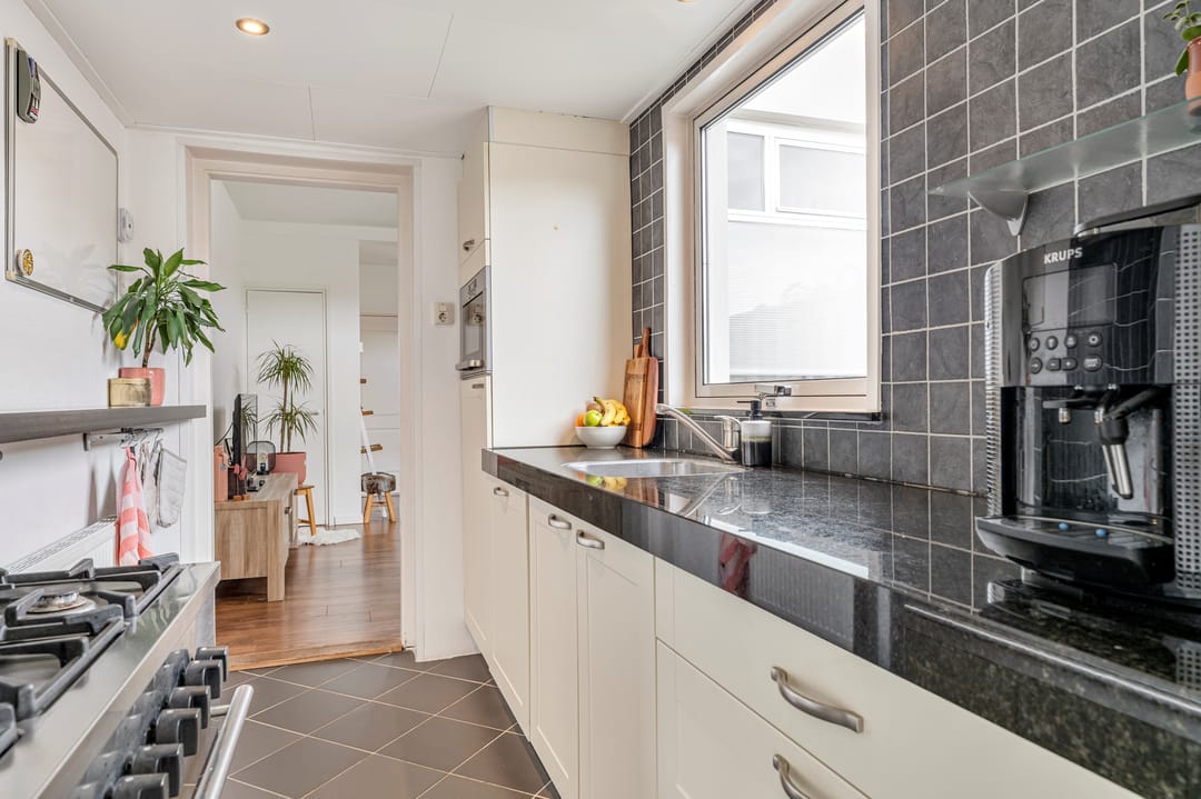 Foto 11 van Outshoornstraat 68