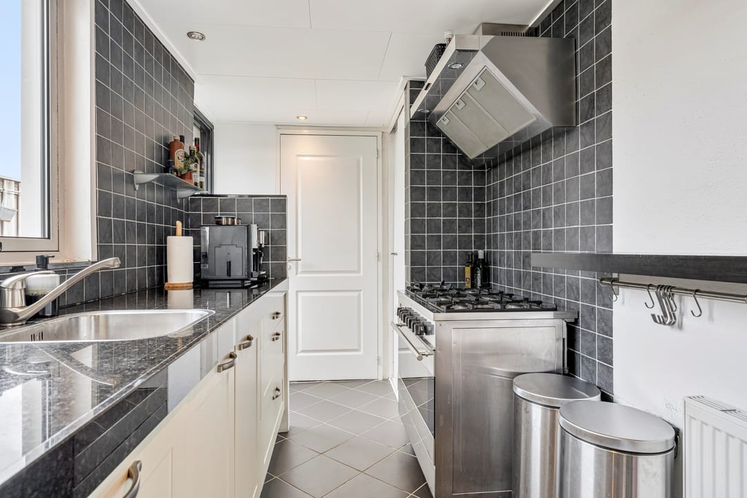 Foto 13 van Outshoornstraat 68