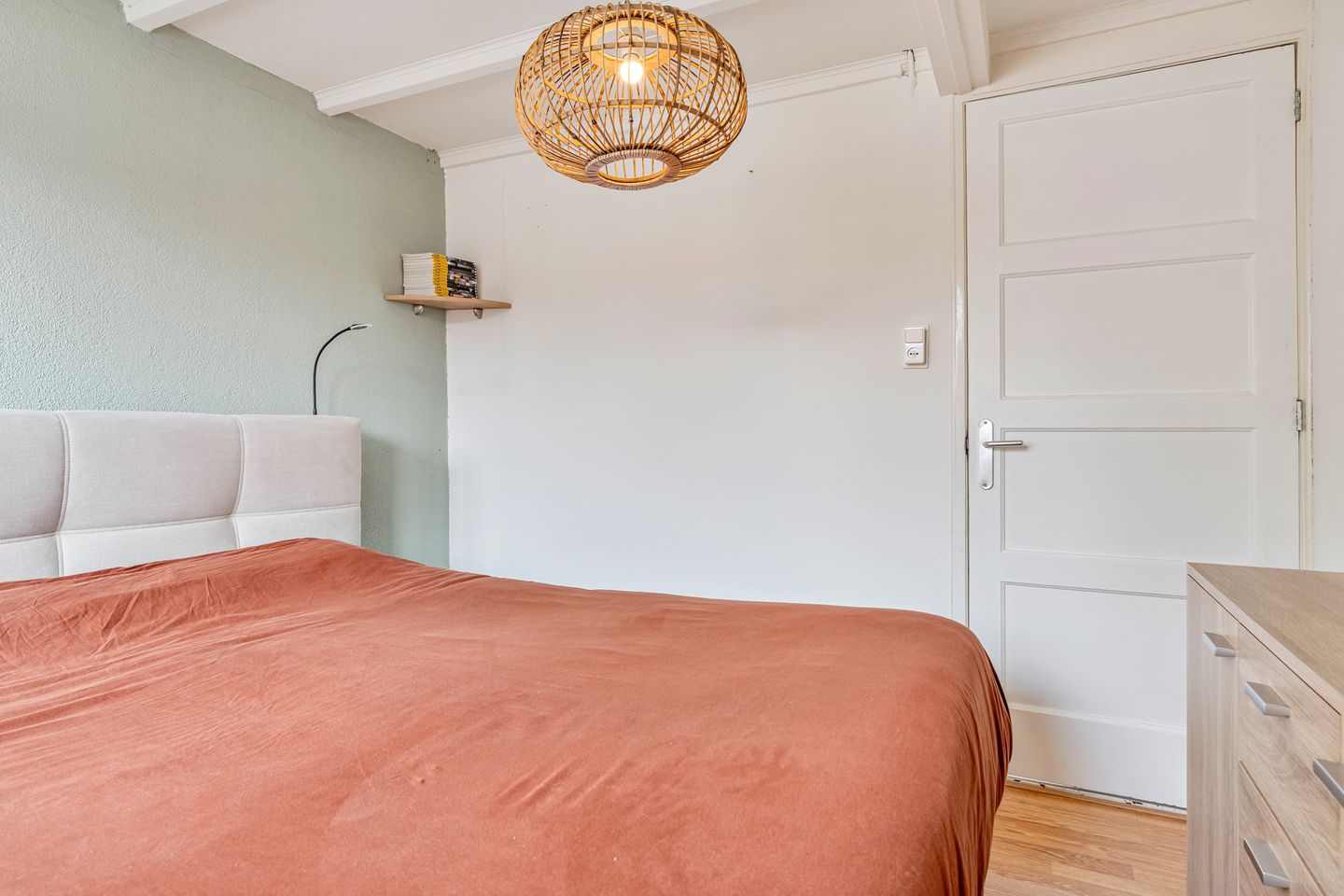 Foto 19 van Outshoornstraat 68