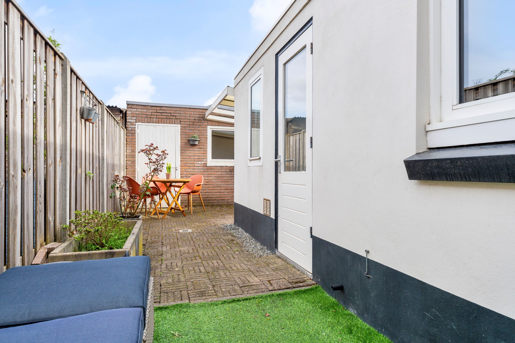 Foto 24 van Outshoornstraat 68