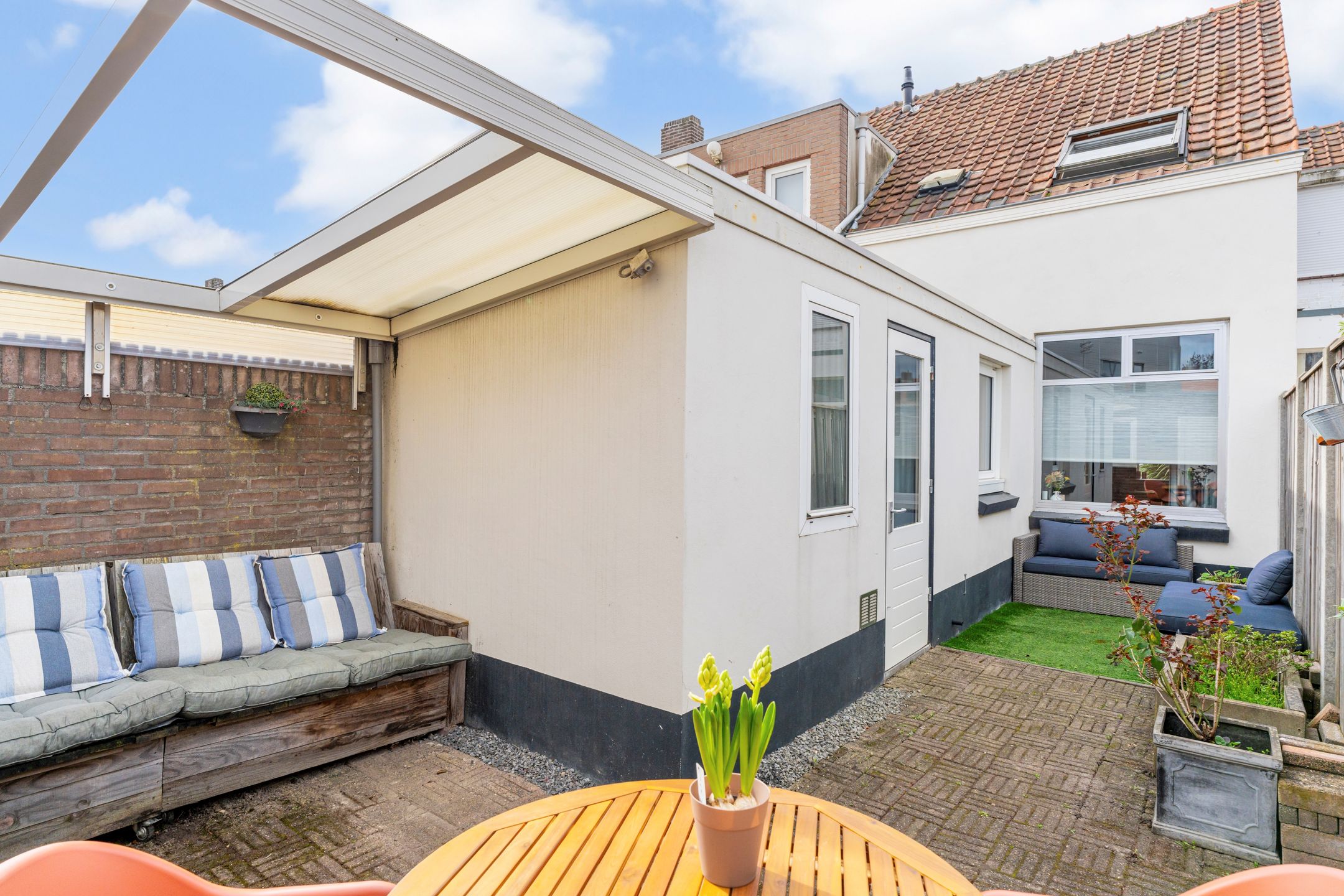 Foto 27 van Outshoornstraat 68