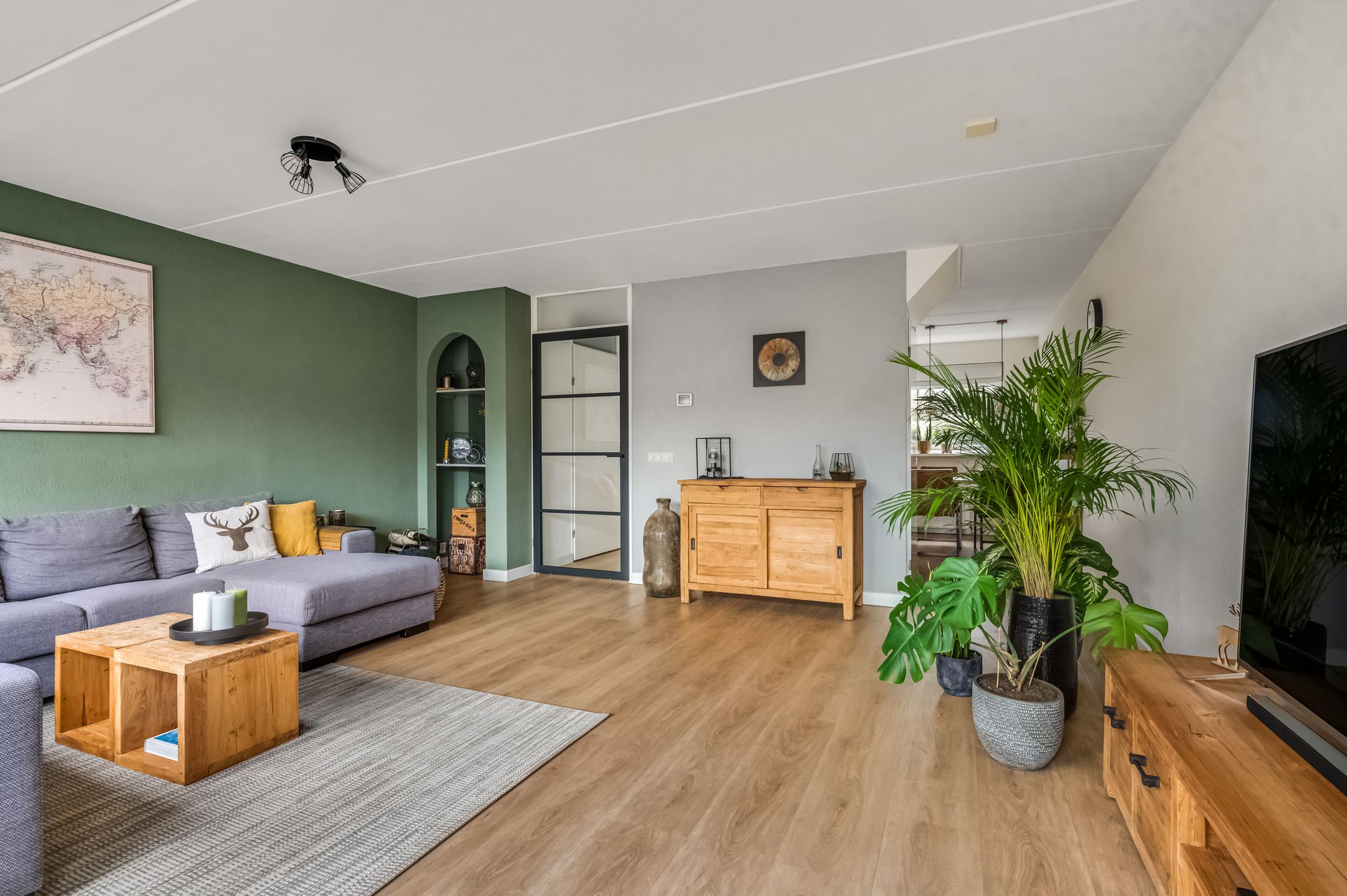 Foto 6 van Erasmusstate 98