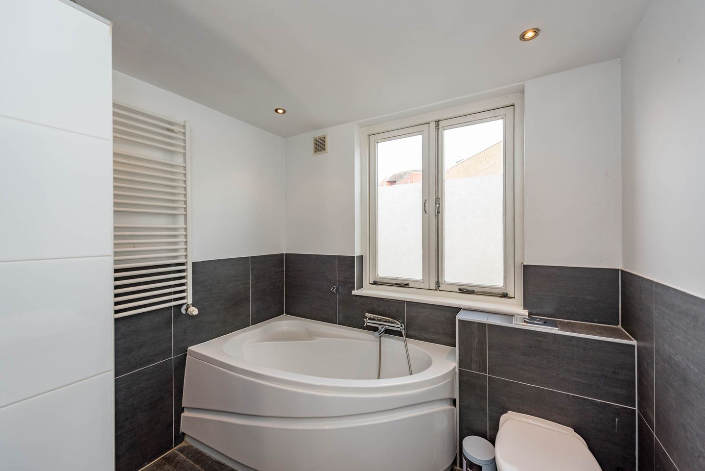 Foto 4 van Korteweg 12