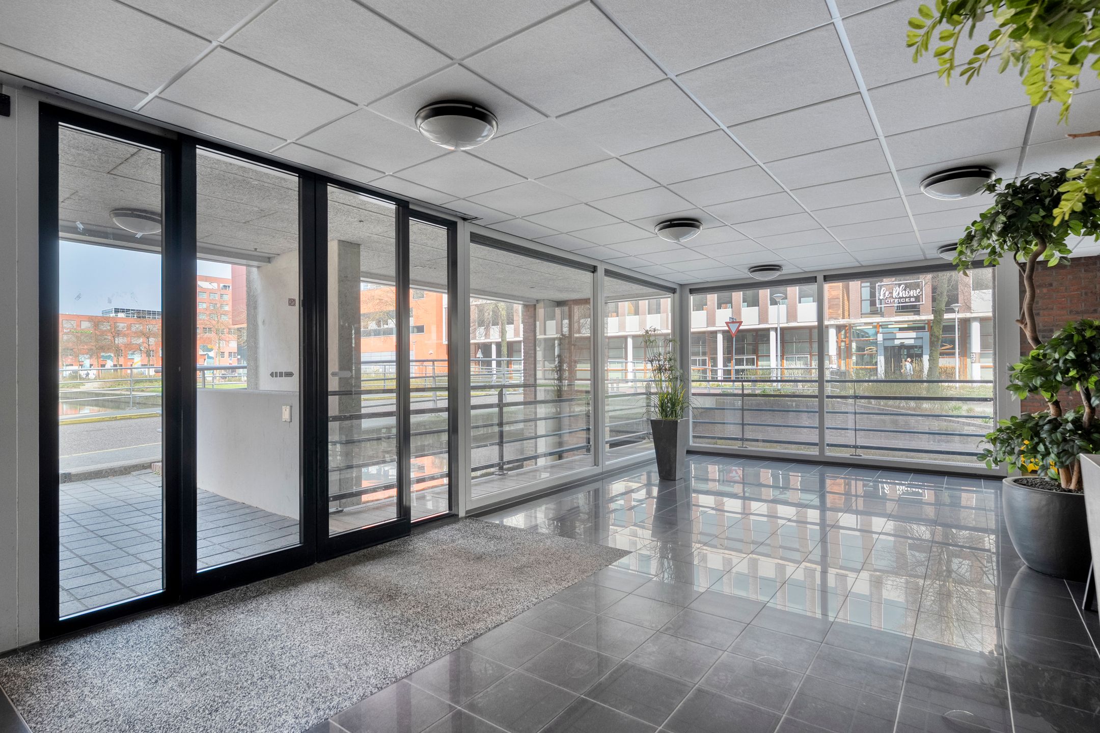 Photo 6 of Wismarstraat 97