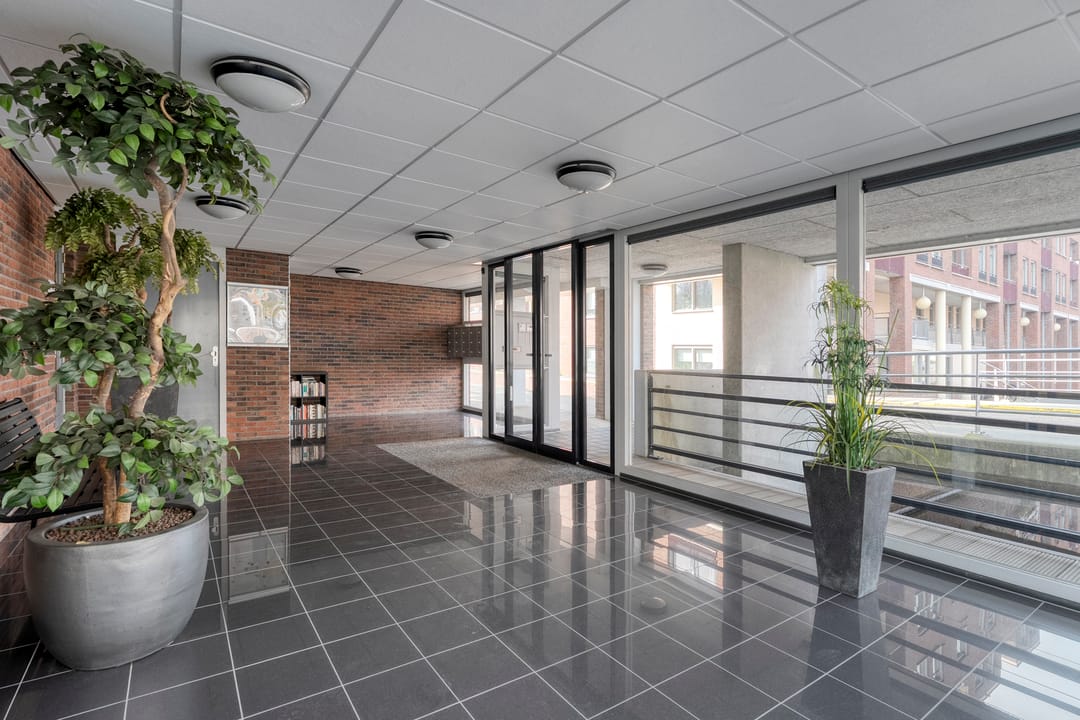Photo 7 of Wismarstraat 97
