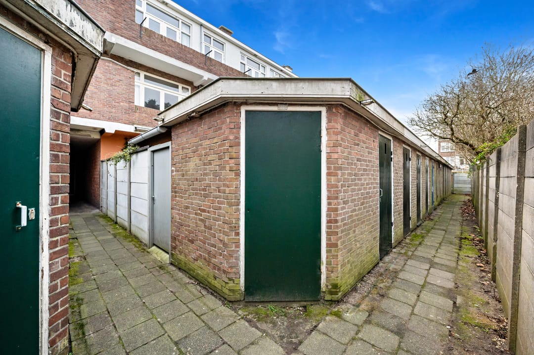 Photo 28 of Perenstraat 185