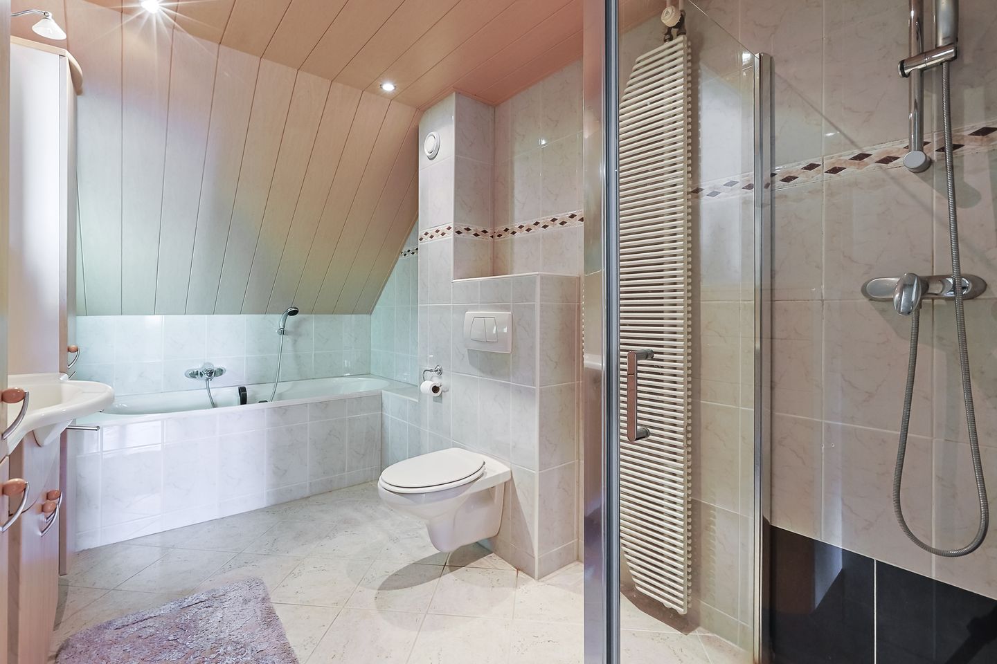 Foto 29 van Doornenburg 104