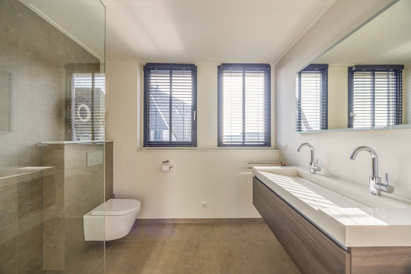 Foto 20 van Adama van Scheltemalaan 13