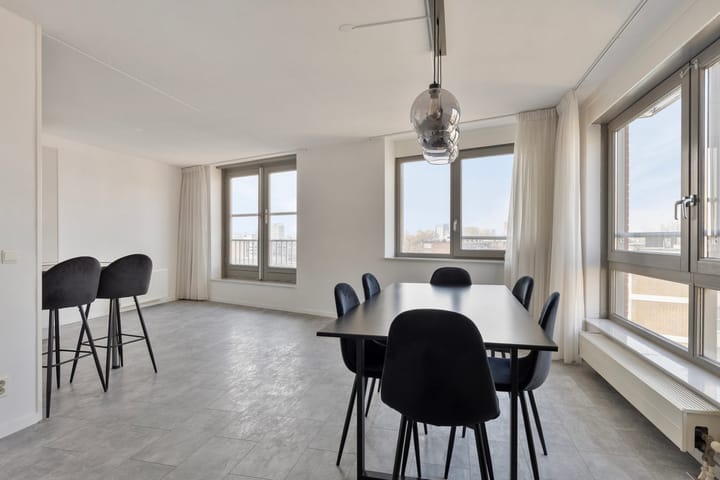 Foto 2 van Burgemeester Honnerlage Gretelaan 363-U