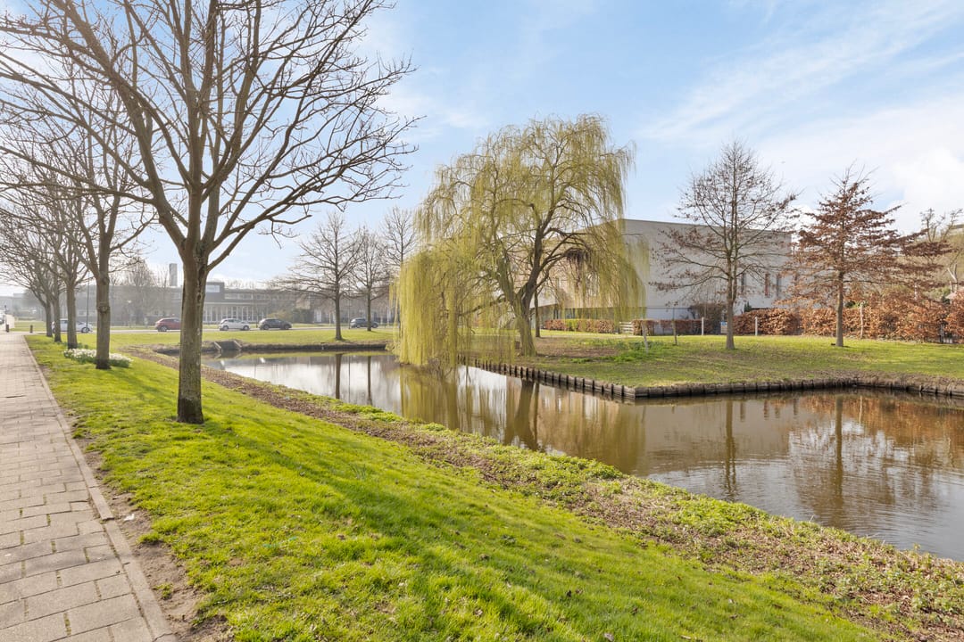 Photo 16 of Burgemeester Honnerlage Gretelaan 363-U
