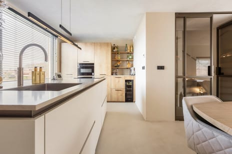 De Held 57 tertiary image