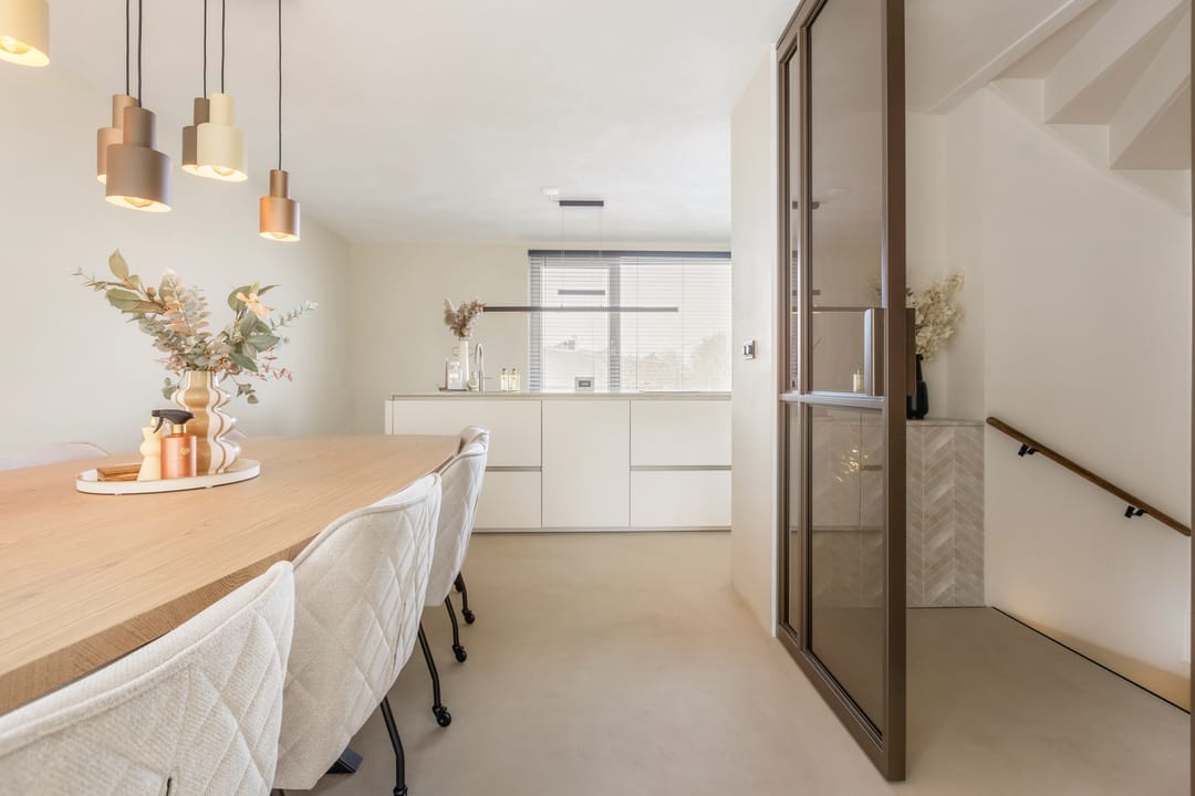 Fully renovated semi-detached family home with A energy label bordering nature — 22