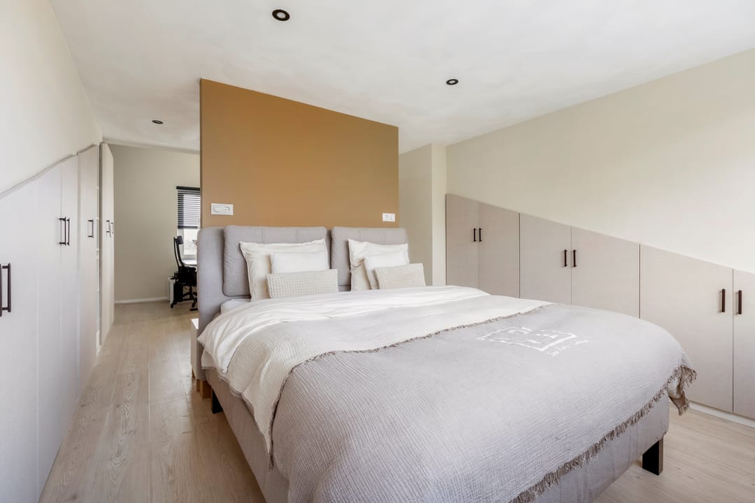 Fully renovated semi-detached family home with A energy label bordering nature — 40