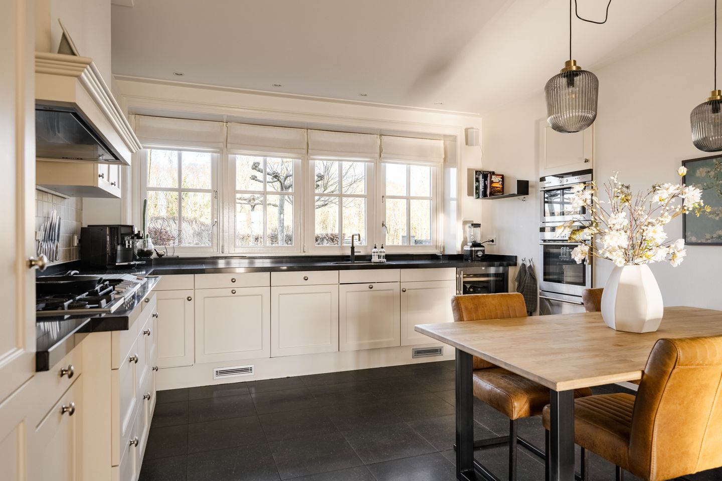 Photo 10 of Oude Kruisweg 128