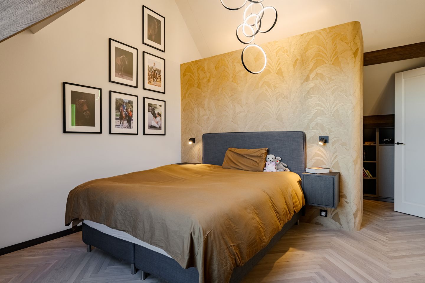 Photo 50 of Oude Kruisweg 128