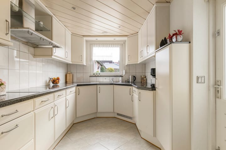 Foto 3 van Julianastraat 10