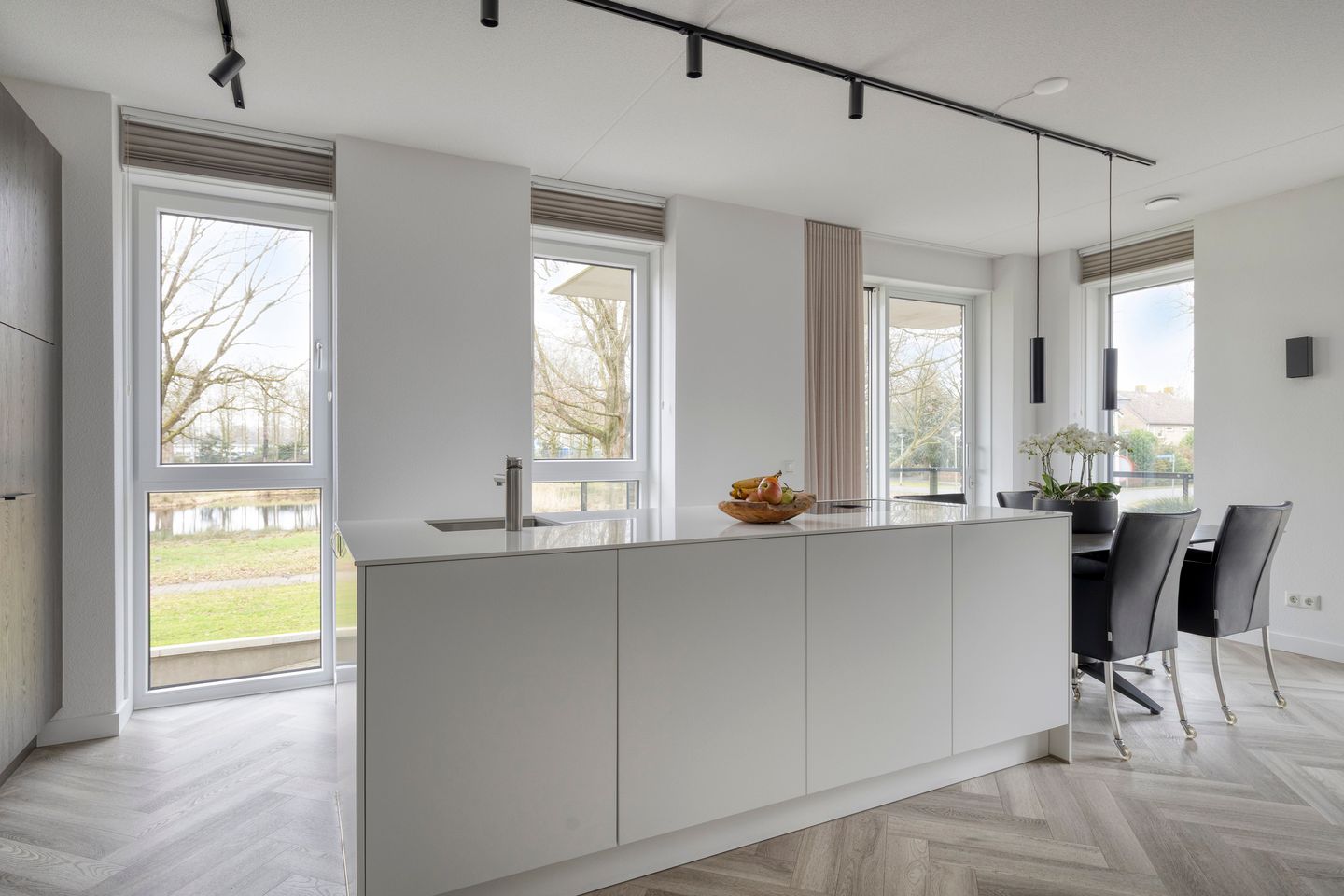 Foto 19 van Nicolaas Beetslaan 1-B4