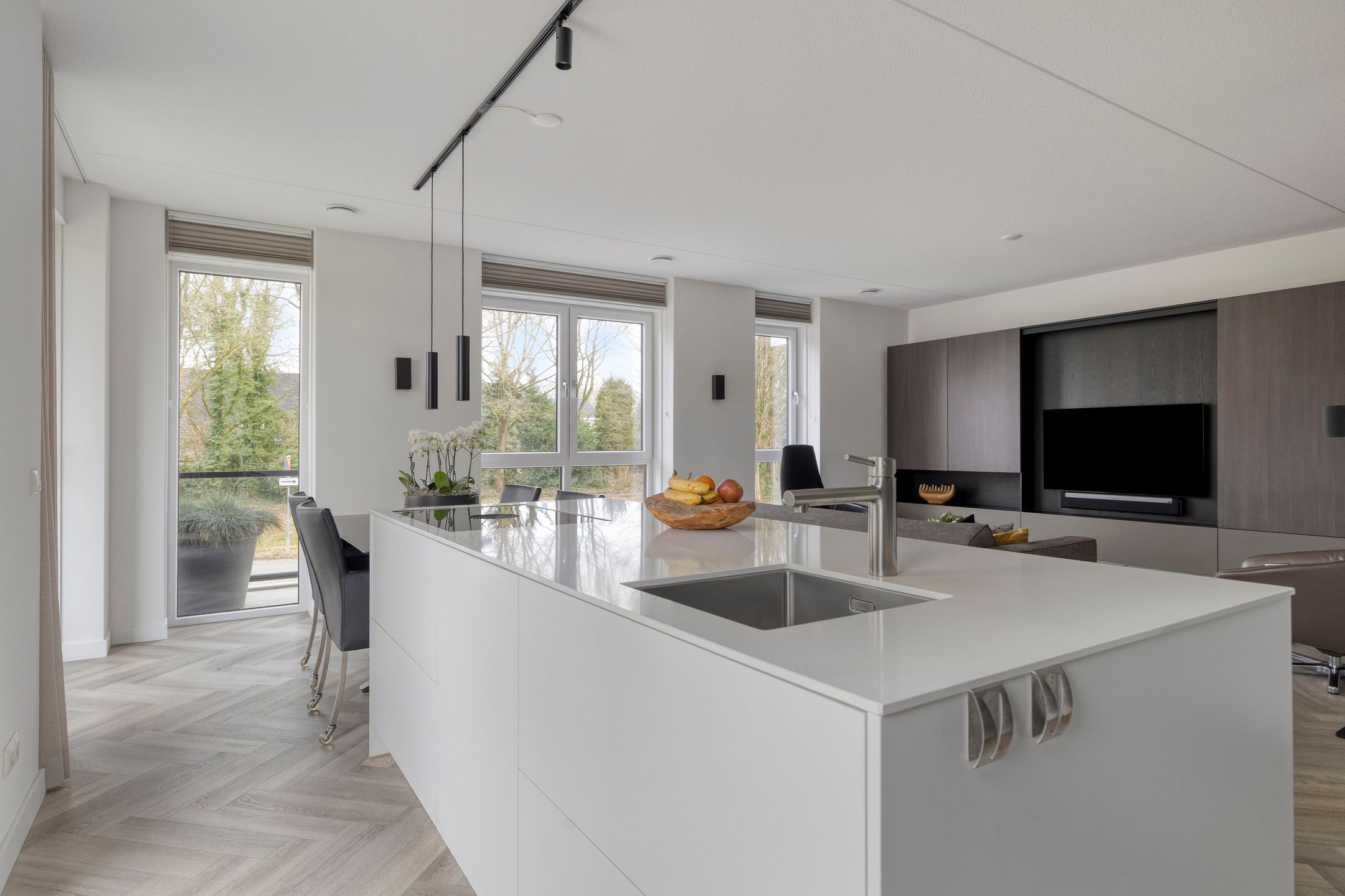 Foto 18 van Nicolaas Beetslaan 1-B4